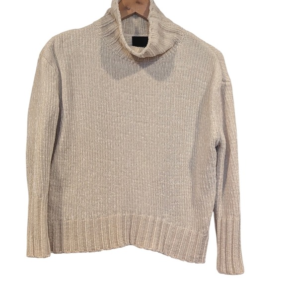 Cynthia Rowley XS Beige Turtleneck Sweater Ribbed Knit Cozy Winter - Picture 1 of 6